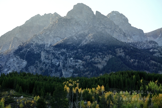 Jackson_Lake_Overlook_Grand_Teton_Park_and_Yellowstone_National_Wyoming_USA_landscape_nature_Photography_250_Canon_EOS_R5_Mark_II.JPG