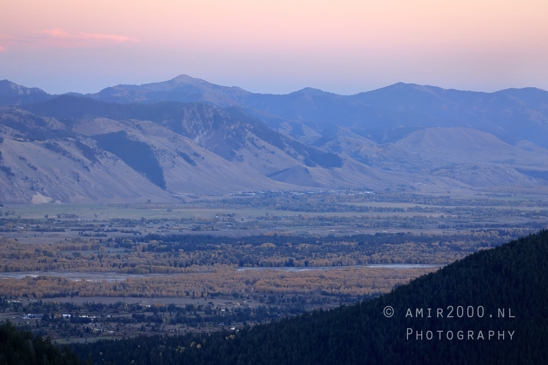 Jackson_Lake_Overlook_Grand_Teton_Park_and_Yellowstone_National_Wyoming_USA_landscape_nature_Photography_307_Canon_EOS_R5_Mark_II.JPG