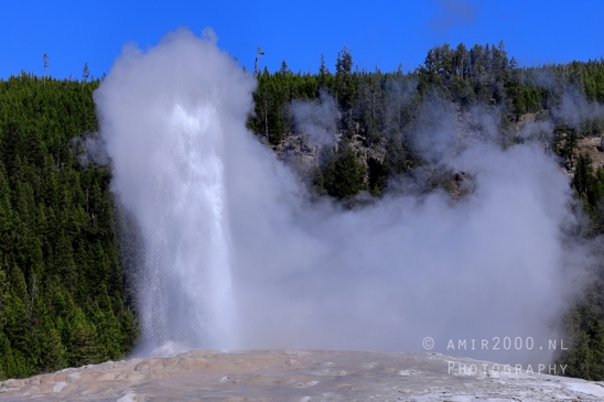 Old_Faithful_Geyser_Yellowstone_National_Park_Wyoming_USA_landscape_nature_And_Grand_Teton_Photography_004_Canon_EOS_R5_Mark_II.JPG