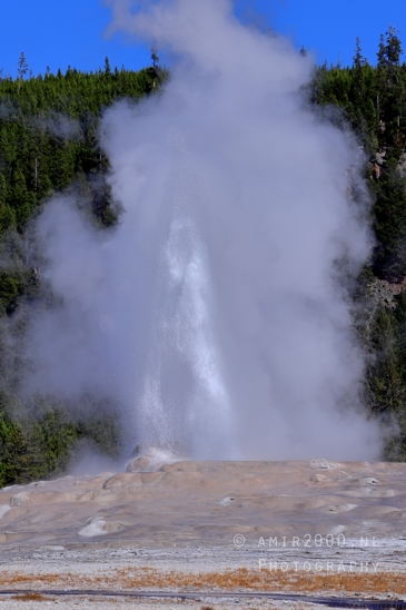 Old_Faithful_Geyser_Yellowstone_National_Park_Wyoming_USA_landscape_nature_And_Grand_Teton_Photography_008_Canon_EOS_R5_Mark_II.JPG
