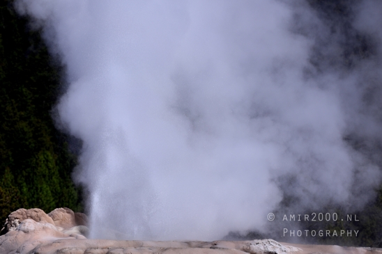 Old_Faithful_Geyser_Yellowstone_National_Park_Wyoming_USA_landscape_nature_And_Grand_Teton_Photography_013_Canon_EOS_R5_Mark_II.JPG