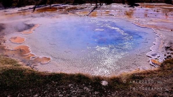 Upper_Geyser_Basin_Morning_Glory_Pool_Yellowstone_National_Park_Wyoming_USA_landscape_nature_And_Grand_Teton_Photography_016_Canon_EOS_R5_Mark_II.JPG