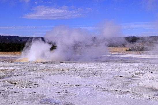 Upper_Geyser_Basin_Morning_Glory_Pool_Yellowstone_National_Park_Wyoming_USA_landscape_nature_And_Grand_Teton_Photography_036_Canon_EOS_R5_Mark_II.JPG
