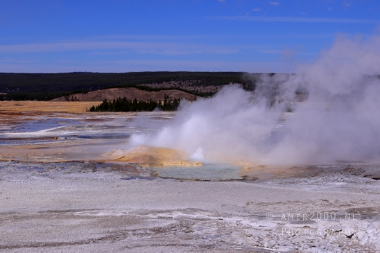 Upper_Geyser_Basin_Morning_Glory_Pool_Yellowstone_National_Park_Wyoming_USA_landscape_nature_And_Grand_Teton_Photography_047_Canon_EOS_R5_Mark_II.JPG