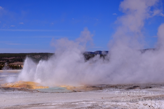 Upper_Geyser_Basin_Morning_Glory_Pool_Yellowstone_National_Park_Wyoming_USA_landscape_nature_And_Grand_Teton_Photography_056_Canon_EOS_R5_Mark_II.JPG