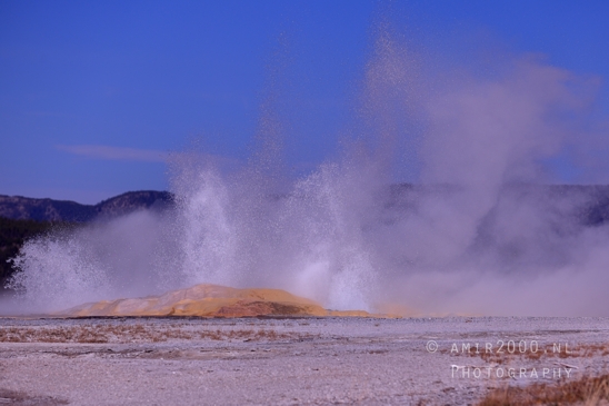 Upper_Geyser_Basin_Morning_Glory_Pool_Yellowstone_National_Park_Wyoming_USA_landscape_nature_And_Grand_Teton_Photography_059_Canon_EOS_R5_Mark_II.JPG
