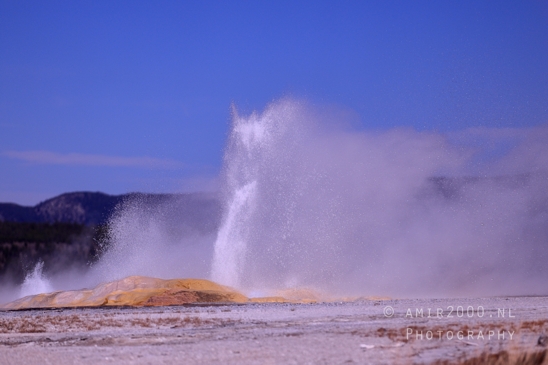 Upper_Geyser_Basin_Morning_Glory_Pool_Yellowstone_National_Park_Wyoming_USA_landscape_nature_And_Grand_Teton_Photography_062_Canon_EOS_R5_Mark_II.JPG