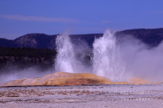 Upper_Geyser_Basin_Morning_Glory_Pool_Yellowstone_National_Park_Wyoming_USA_landscape_nature_And_Grand_Teton_Photography_063_Canon_EOS_R5_Mark_II.JPG