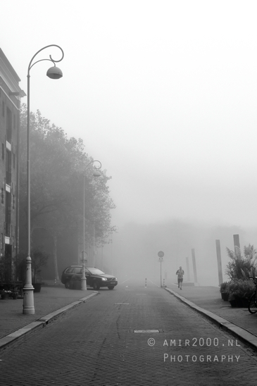 Entrepotdok_Foggy_canal_autumn_colors_Amsterdam_fall_Urban_Street_Cityscape_Netherlands_Photography_001_Canon_EOS_R5_Mark_II.JPG