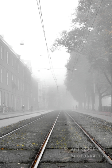 Sarphatistraat_foggy_morning_Amsterdam_fall_Urban_Street_Cityscape_Netherlands_Photography_002_Canon_EOS_R5_Mark_II.JPG