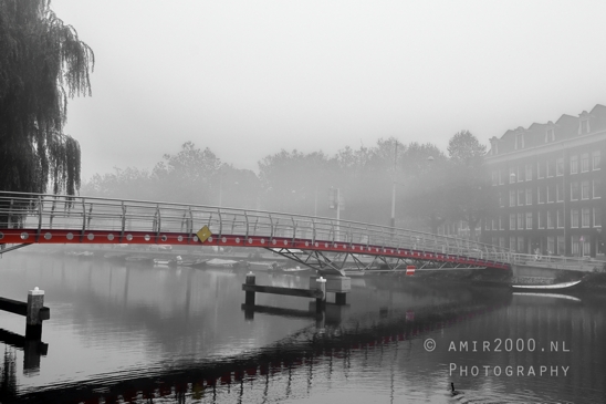 Under_Olifantsbrug_Foggy_scenery_canal_Amsterdam_fall_Urban_Street_Cityscape_Netherlands_Photography_001_Canon_EOS_R5_Mark_II.JPG