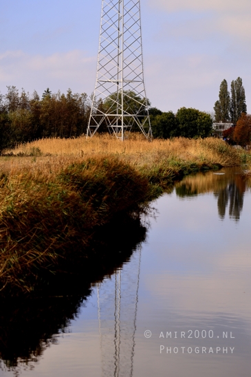 Canal_With_Power_Lines_Landscape_Nature_Photography_001_Canon_EOS_R5_Mark_II.JPG