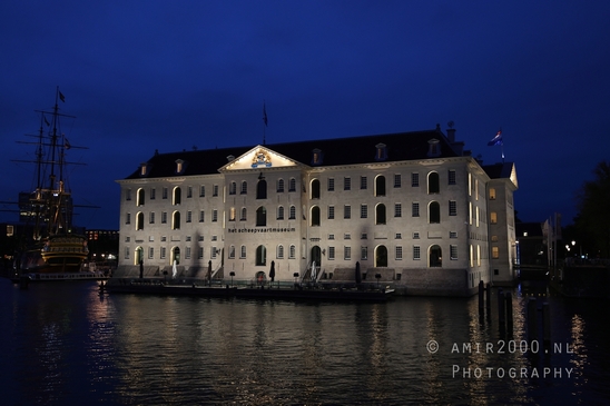 Amsterdam_at_night_scenery_city_long_exposure_cityscape_urban_street_Netherlands_Photography_001_Canon_EOS_R5_Mark_II.JPG