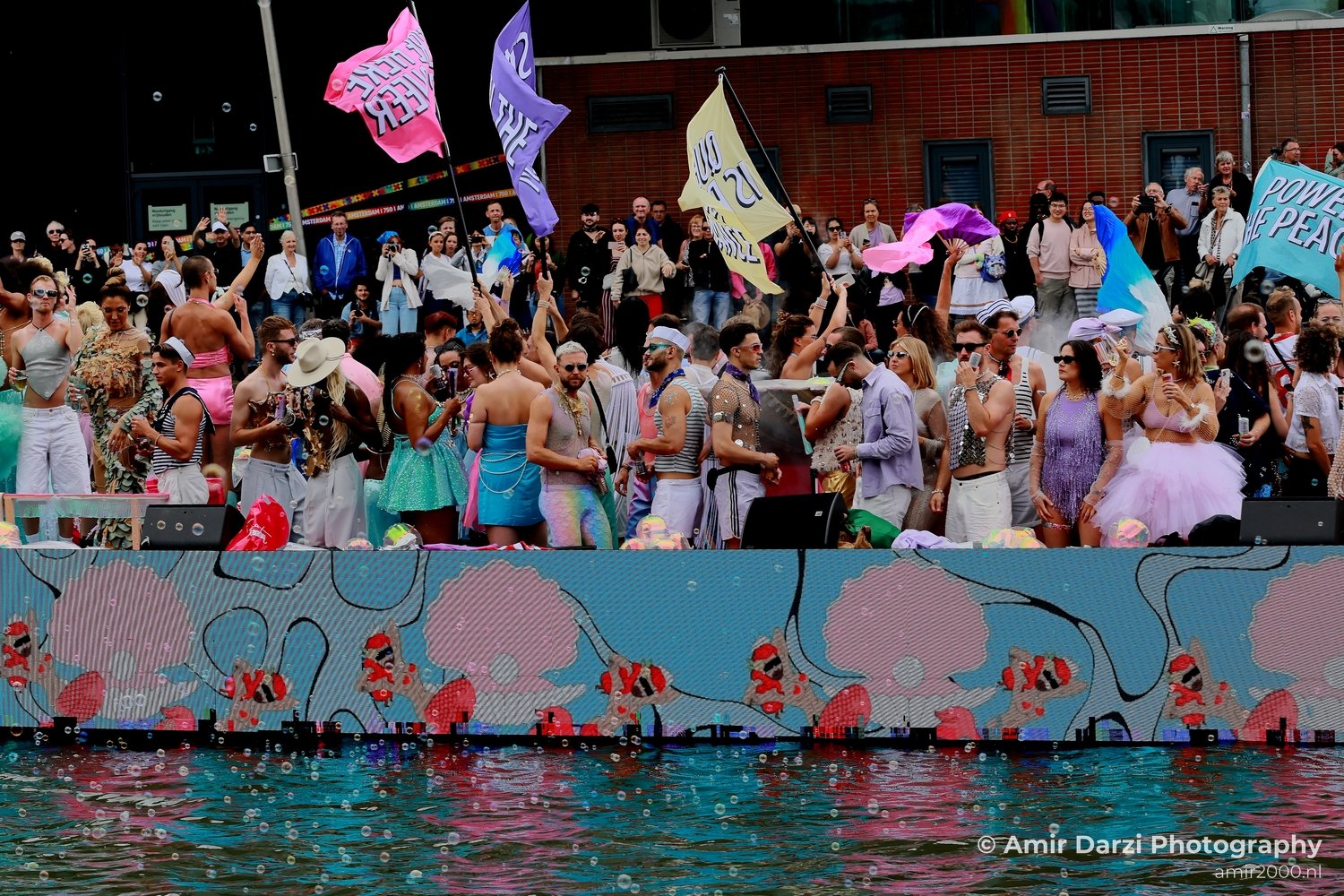 LOVE theme Pride Amsterdam Canal Parade Amsterdam Netherlands People Creative from People Creative Collection series Photo 31