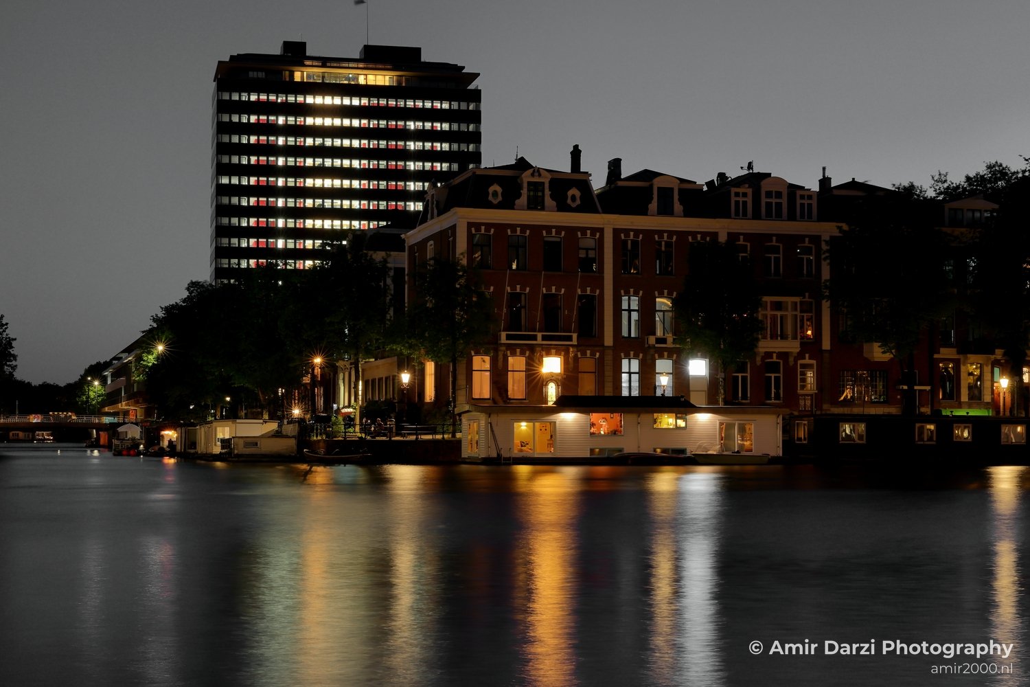 Long Exposure DNB De Nederlandsche Bank Amsterdam Netherlands Night Photo 3