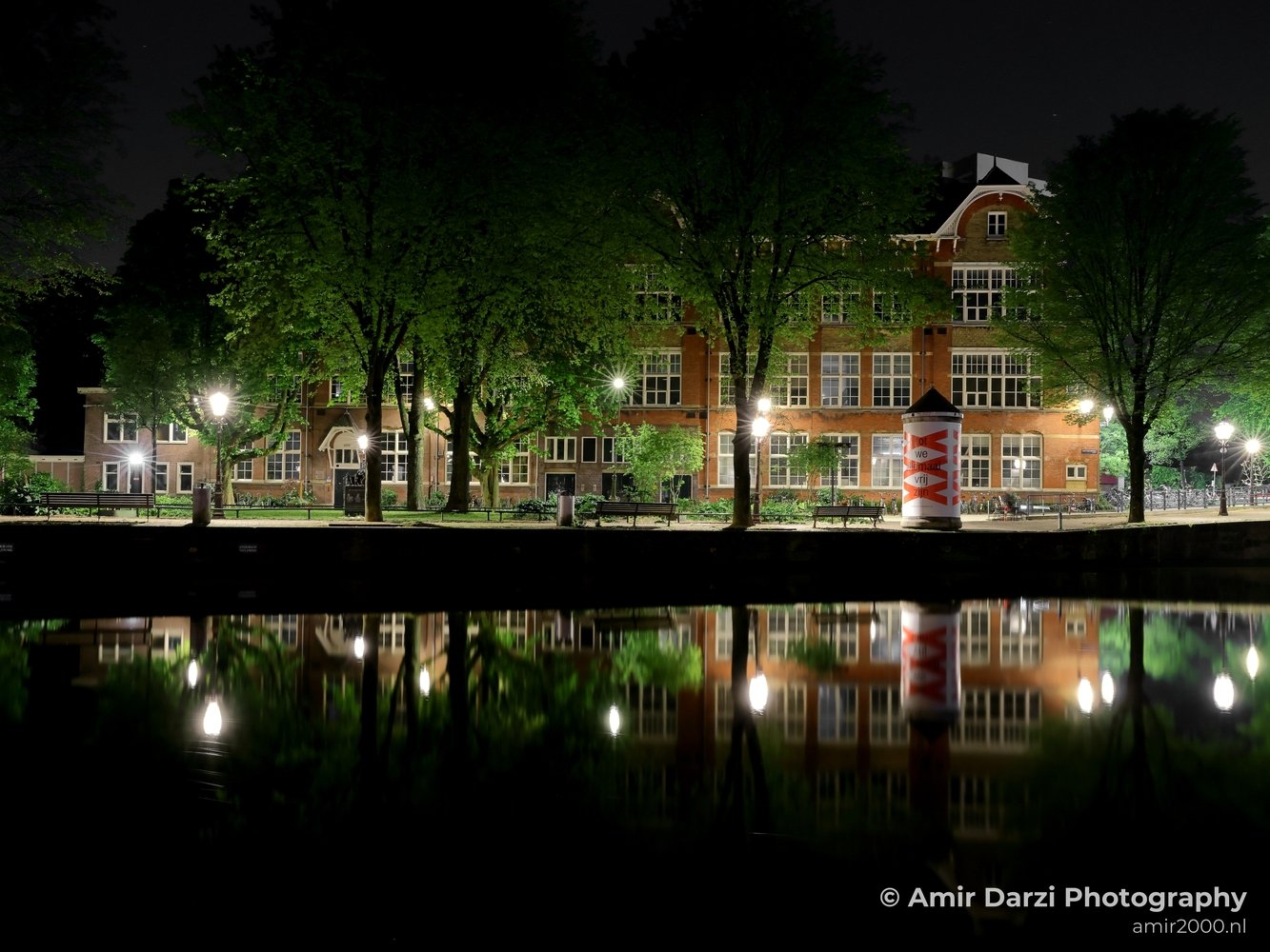 Reinwardt Academy Reflection Amsterdam Netherlands Night
