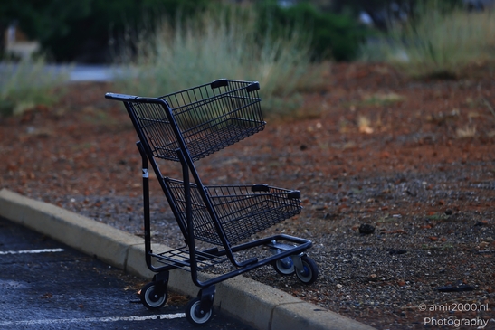 Abandoned_Shopping_Cart_Sedona_Arizona_USA_American_cities_Towns_Photography_Canon_EOS_R5_Mark_II_2025_001.JPG