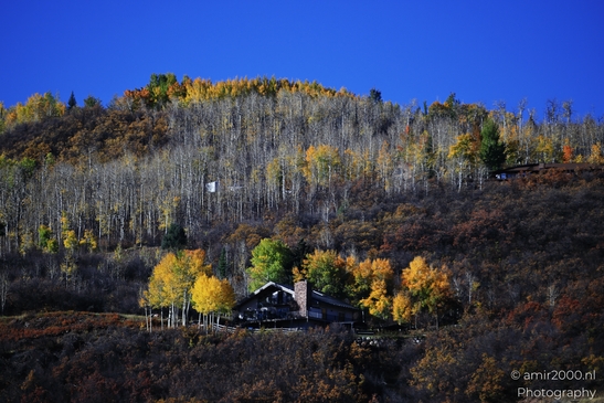 Mountain_Residential_Scenery_In_Autumn_Colorado_USA_American_cities_Towns_Photography_Canon_EOS_R5_Mark_II_2025_007.JPG
