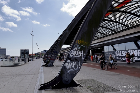 Around_Centraal_Station_Amsterdam_Netherlands_People_Creative_Collection_Photography_Canon_EOS_R5_Mark_II_2025_002.JPG