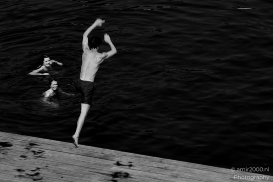Jumping_to_the_canal_Black_and_White_series_Amsterdam_Netherlands_People_Creative_Collection_Photography_Canon_EOS_R5_Mark_II_2025_002.JPG