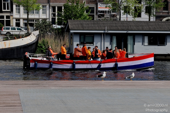 Koningsdag_King_Day_national_holiday_in_the_Kingdom_of_the_Netherlands_Amsterdam_Netherlands_People_Creative_Collection_Photography_Canon_EOS_R5_Mark_II_2025_002.JPG