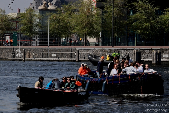 Koningsdag_King_Day_national_holiday_in_the_Kingdom_of_the_Netherlands_Amsterdam_Netherlands_People_Creative_Collection_Photography_Canon_EOS_R5_Mark_II_2025_021.JPG