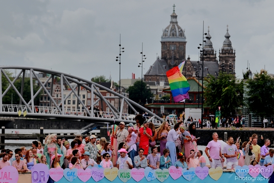 LOVE_theme_Pride_Amsterdam_Canal_Parade_Amsterdam_Netherlands_People_Creative_Collection_Photography_Canon_EOS_R5_Mark_II_2025_028.JPG