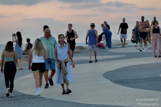 People_at_the_beach_scenery_Tel_Aviv_jaffa_Israel_People_Creative_Collection_Photography_Canon_EOS_R5_Mark_II_2025_007.JPG