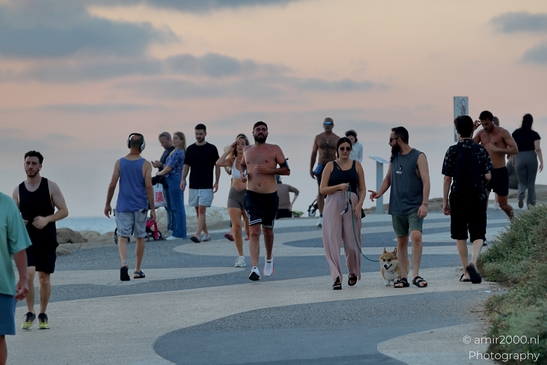People_at_the_beach_scenery_Tel_Aviv_jaffa_Israel_People_Creative_Collection_Photography_Canon_EOS_R5_Mark_II_2025_008.JPG