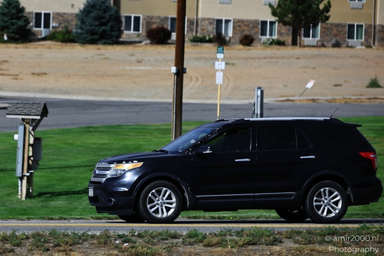 Black_SUV_Parked_On_Side_Of_Road_Colorado_Transportation_Collection_USA_Highway_and_Road_Scenes_Photography_Canon_EOS_R5_Mark_II_2025_003.JPG