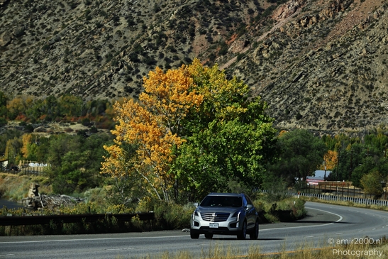 Car_Driving_On_Mountain_Road_Around_Colorado_Transportation_Collection_USA_Highway_and_Road_Scenes_Photography_Canon_EOS_R5_Mark_II_2025_003.JPG