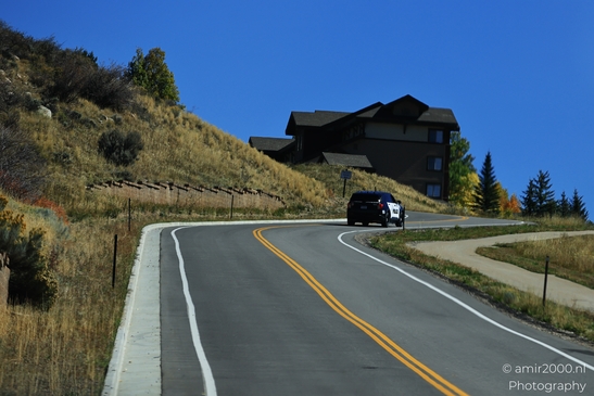 Mountainous_Road_Around_Avon_Colorado_Transportation_Collection_USA_Highway_and_Road_Scenes_Photography_Canon_EOS_R5_Mark_II_2025_001.JPG