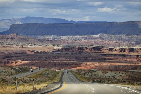 Through_Interstate_70_in_Utah_Transportation_Collection_USA_Highway_and_Road_Scenes_Photography_Canon_EOS_R5_Mark_II_2025_001.JPG