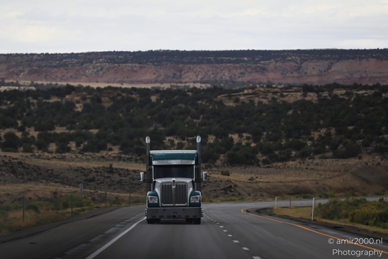 Truck_Driving_On_Interstate_70_in_Utah_Transportation_Collection_USA_Highway_and_Road_Scenes_Photography_Canon_EOS_R5_Mark_II_2025_003.JPG