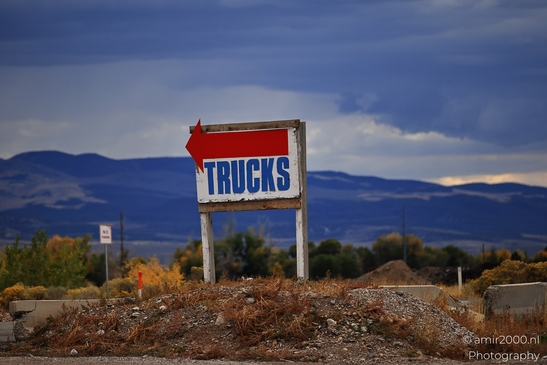 Truck_Stop_Gas_Station_Beaver_Utah_Transportation_Collection_USA_Highway_and_Road_Scenes_Photography_Canon_EOS_R5_Mark_II_2025_001.JPG