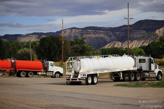 Truck_in_Colorado_highway_Transportation_Collection_USA_Highway_and_Road_Scenes_Photography_Canon_EOS_R5_Mark_II_2025_003.JPG