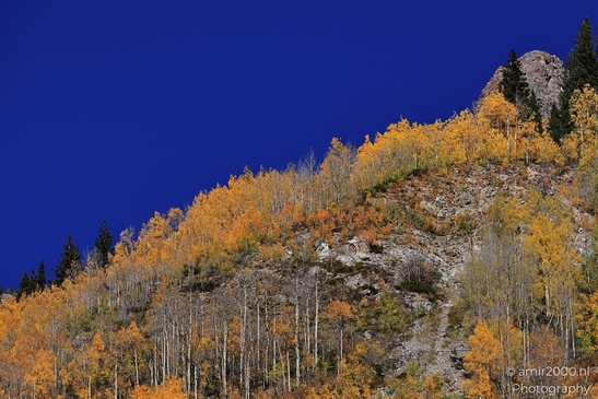 Autumnal_Hike_To_Crater_Lake_Maroon_Bells_Aspen_Colorado_Western_USA_Nature_Photography_Canon_EOS_R5_Mark_II_2025_003.JPG