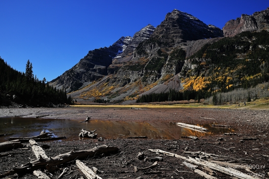 Autumnal_Hike_To_Crater_Lake_Maroon_Bells_Aspen_Colorado_Western_USA_Nature_Photography_Canon_EOS_R5_Mark_II_2025_007.JPG