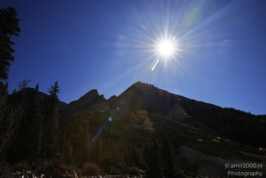 Autumnal_Hike_To_Crater_Lake_Maroon_Bells_Aspen_Colorado_Western_USA_Nature_Photography_Canon_EOS_R5_Mark_II_2025_017.JPG