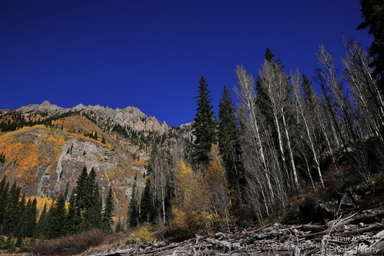 Autumnal_Hike_To_Crater_Lake_Maroon_Bells_Aspen_Colorado_Western_USA_Nature_Photography_Canon_EOS_R5_Mark_II_2025_020.JPG