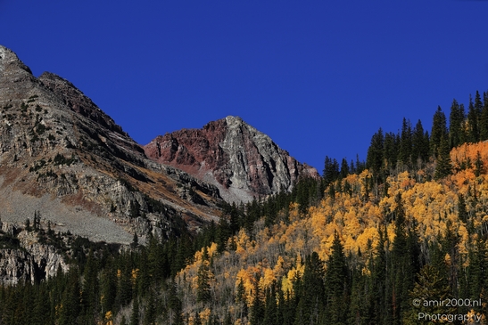 Autumnal_Hike_To_Crater_Lake_Maroon_Bells_Aspen_Colorado_Western_USA_Nature_Photography_Canon_EOS_R5_Mark_II_2025_025.JPG