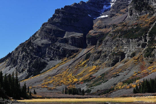 Autumnal_Hike_To_Crater_Lake_Maroon_Bells_Aspen_Colorado_Western_USA_Nature_Photography_Canon_EOS_R5_Mark_II_2025_027.JPG
