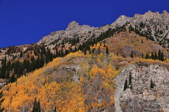 Autumnal_Hike_To_Crater_Lake_Maroon_Bells_Aspen_Colorado_Western_USA_Nature_Photography_Canon_EOS_R5_Mark_II_2025_029.JPG