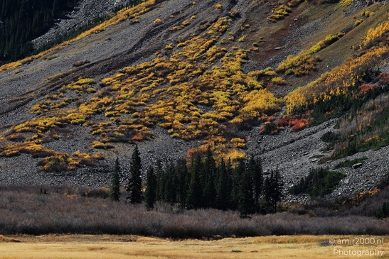Autumnal_Hike_To_Crater_Lake_Maroon_Bells_Aspen_Colorado_Western_USA_Nature_Photography_Canon_EOS_R5_Mark_II_2025_031.JPG