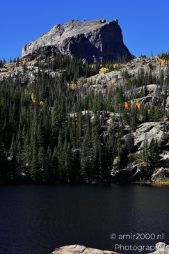 Bear_Lake_During_Autumn_Sunny_Day_Rocky_Mountain_National_Park_Colorado_Western_USA_Nature_Photography_Canon_EOS_R5_Mark_II_2025_018.JPG