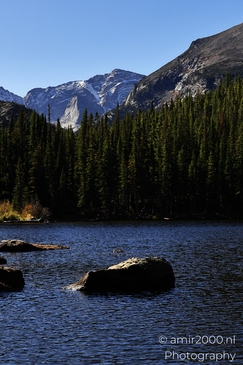 Bear_Lake_During_Autumn_Sunny_Day_Rocky_Mountain_National_Park_Colorado_Western_USA_Nature_Photography_Canon_EOS_R5_Mark_II_2025_023.JPG