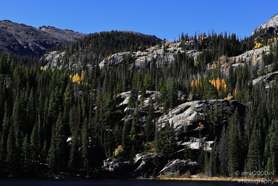 Bear_Lake_During_Autumn_Sunny_Day_Rocky_Mountain_National_Park_Colorado_Western_USA_Nature_Photography_Canon_EOS_R5_Mark_II_2025_027.JPG
