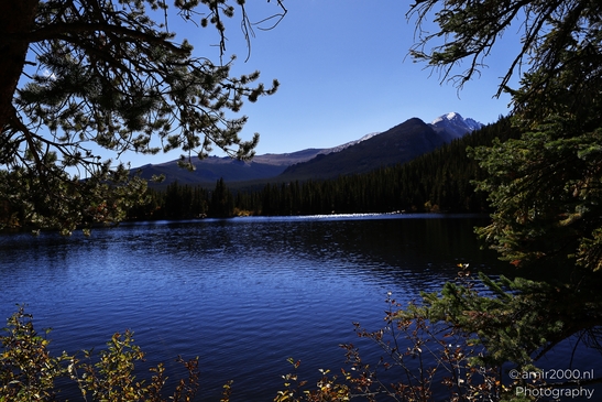 Bear_Lake_During_Autumn_Sunny_Day_Rocky_Mountain_National_Park_Colorado_Western_USA_Nature_Photography_Canon_EOS_R5_Mark_II_2025_038.JPG