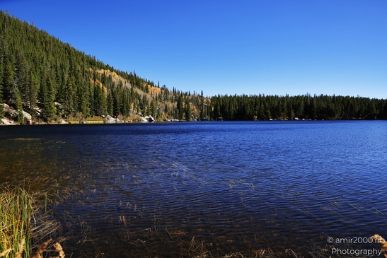 Bear_Lake_During_Autumn_Sunny_Day_Rocky_Mountain_National_Park_Colorado_Western_USA_Nature_Photography_Canon_EOS_R5_Mark_II_2025_052.JPG