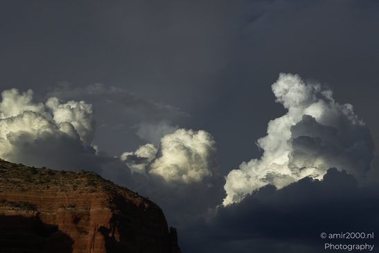 Cloudy_Skies_Over_Mountains_Sedona_Arizona_USA_Western_USA_Nature_Photography_Canon_EOS_R5_Mark_II_2025_009.JPG
